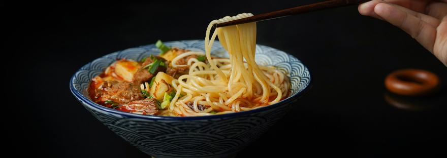 Beef & Vegetable Shirataki Noodle Bowl